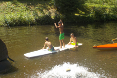 Baden im Teich